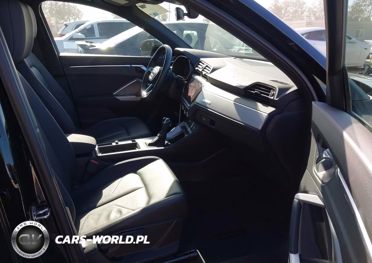 2020 Audi Q3 Premium 45 Tfsi Quattro Tiptronic VIN:WA1AECF39L1112085 - 5