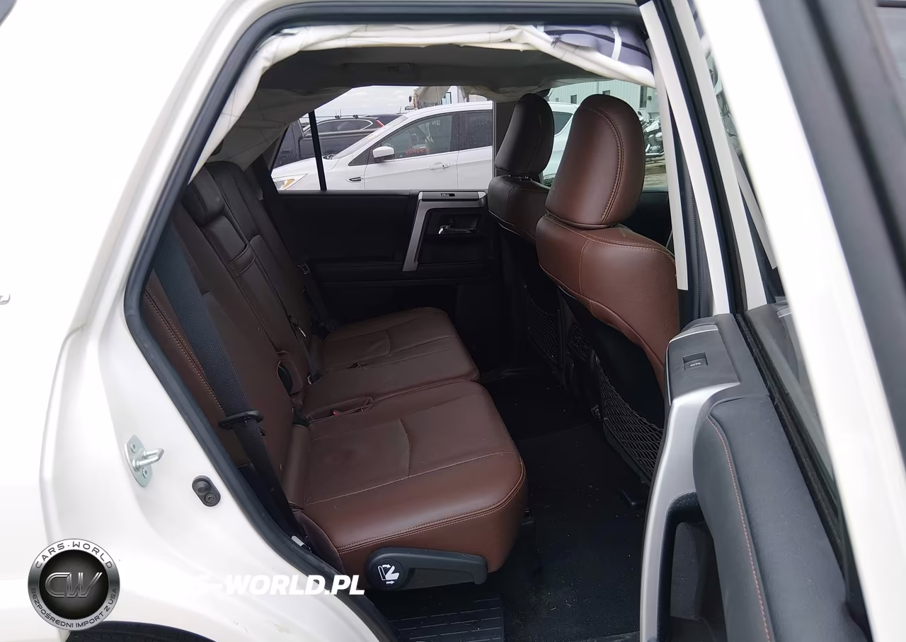 2021 Toyota 4Runner Limited VIN:JTEKU5JR9M5845540 - 8