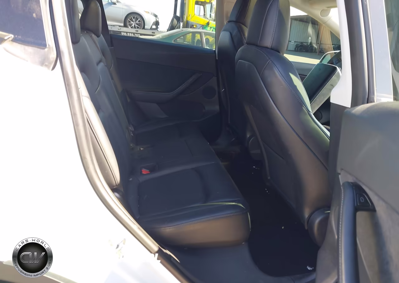 2021 Tesla Model Y Long Range Dual Motor All-Wheel Drive VIN:5YJYGDEE6MF100265 - 8