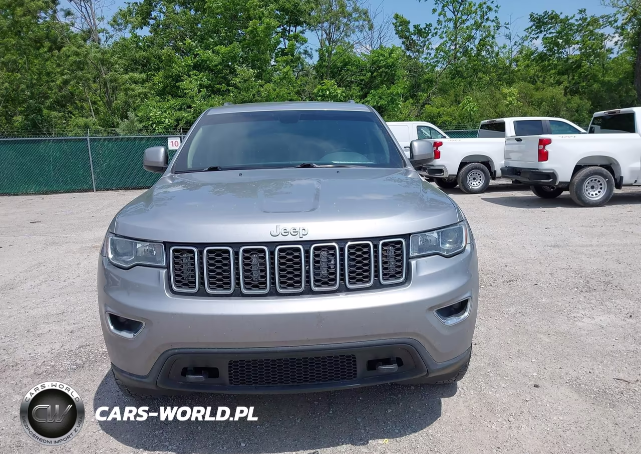 2018 Jeep Grand Cherokee Altitude 4X4-Laredo 4X4-Laredo E 4X4-Upland 4X4 VIN:1C4RJFAG1JC177465 - 13