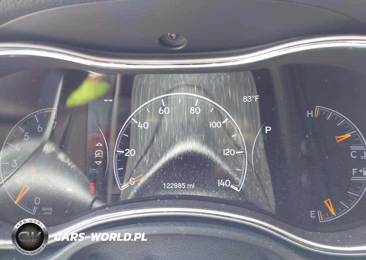 2018 Jeep Grand Cherokee Altitude 4X4-Laredo 4X4-Laredo E 4X4-Upland 4X4 VIN:1C4RJFAG1JC177465 - 7