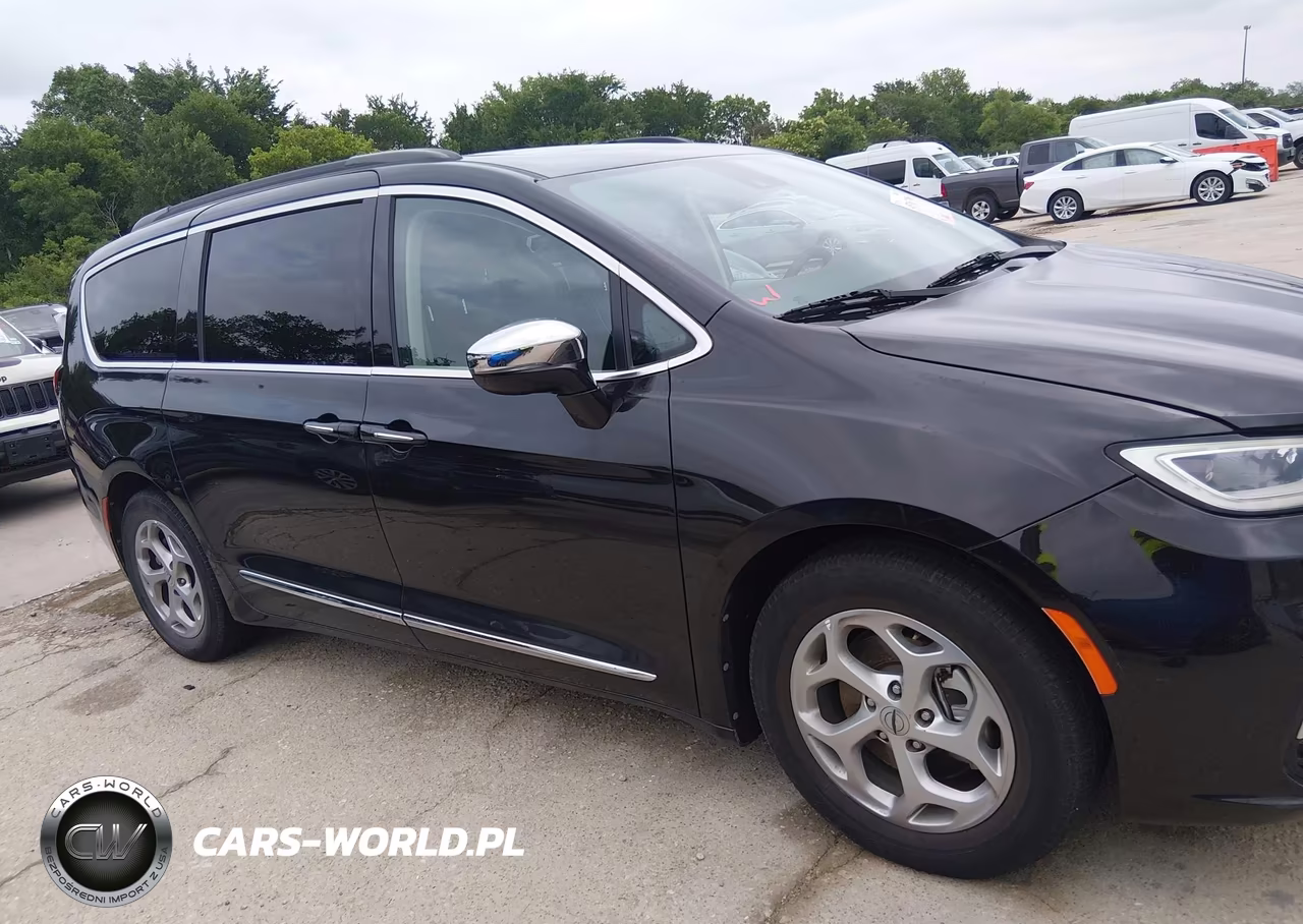 2023 Chrysler Pacifica Limited VIN:2C4RC1GG9PR596619 - 13