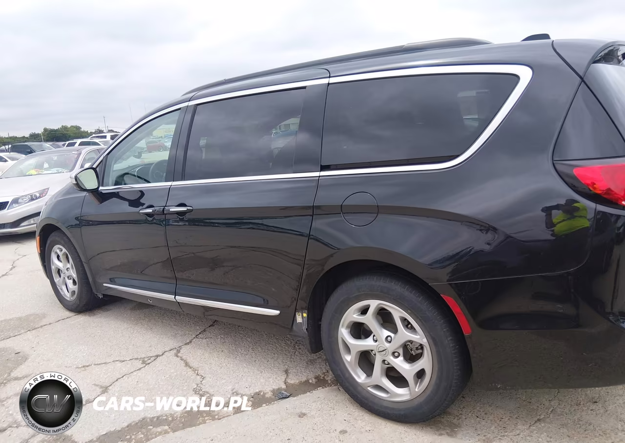 2023 Chrysler Pacifica Limited VIN:2C4RC1GG9PR596619 - 14