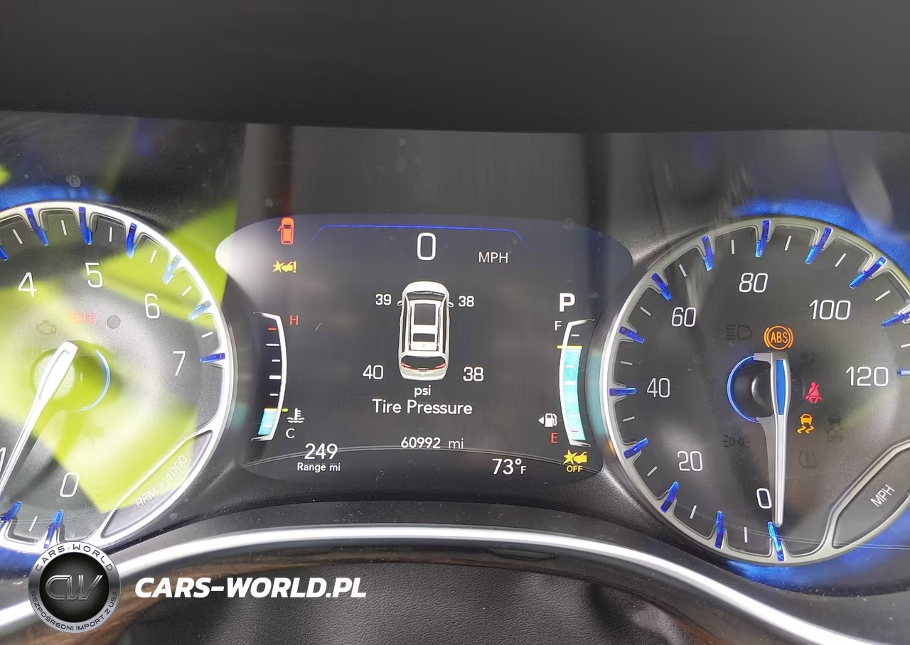 2023 Chrysler Pacifica Limited VIN:2C4RC1GG9PR596619 - 15