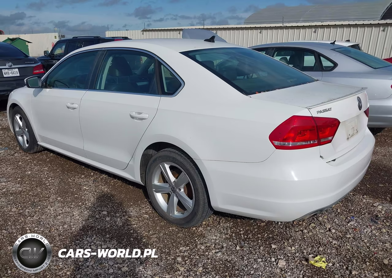 2013 Volkswagen Passat 2.5L Se VIN:1VWBH7A37DC084841 - 3