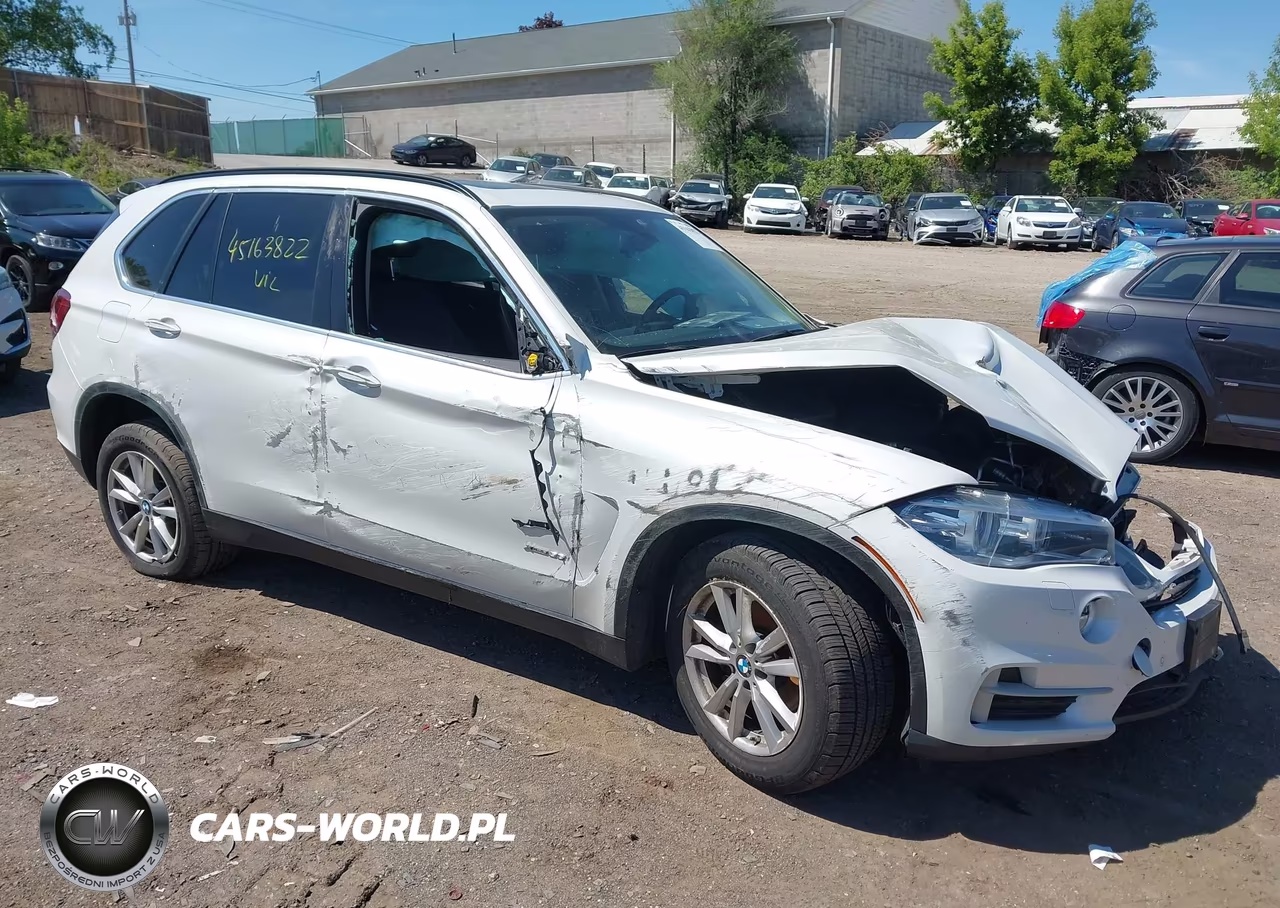 2015 BMW X5 xDrive35I – zdjęcie 1 z 16