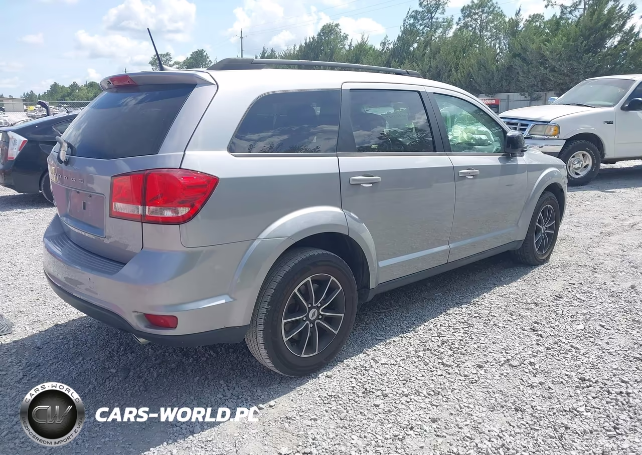 2018 Dodge Journey Sxt VIN:3C4PDCBG3JT529994 - 4