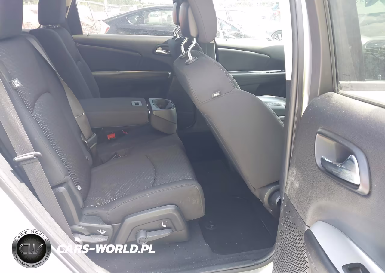 2018 Dodge Journey Sxt VIN:3C4PDCBG3JT529994 - 8