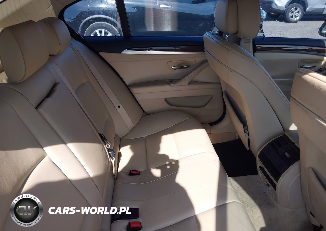 2012 BMW 528I VIN:WBAXG5C57CDX02924 - 8