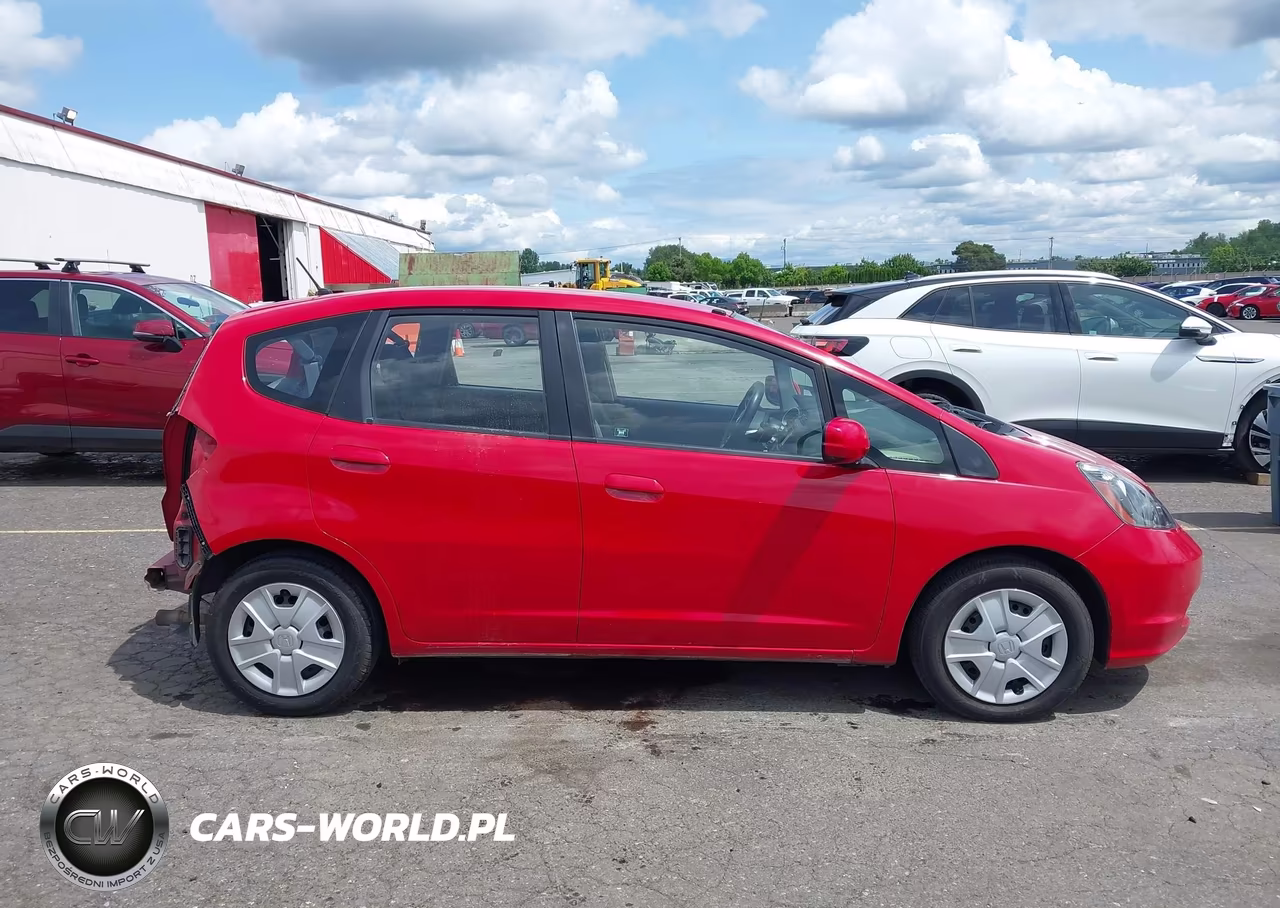 2013 Honda Fit VIN:JHMGE8H35DC038999 - 14