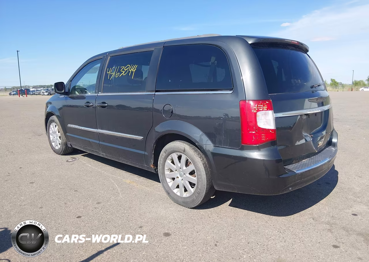 2011 Chrysler Town & Country Touring-L VIN:2A4RR8DGXBR761155 - 3