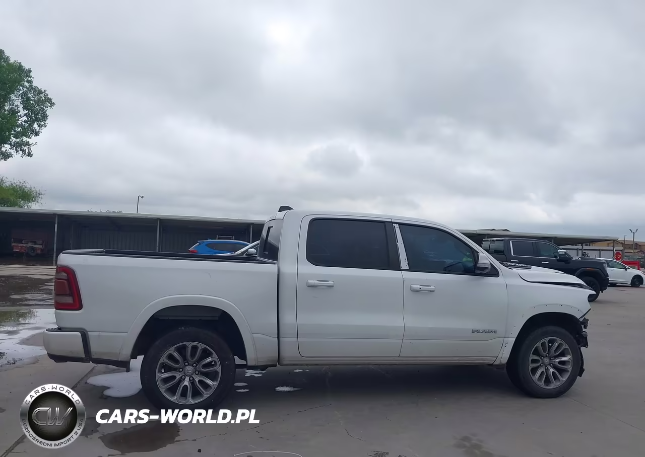2019 Ram 1500 Laramie 4X2 5'7 Box VIN:1C6RREJT1KN768988 - 14