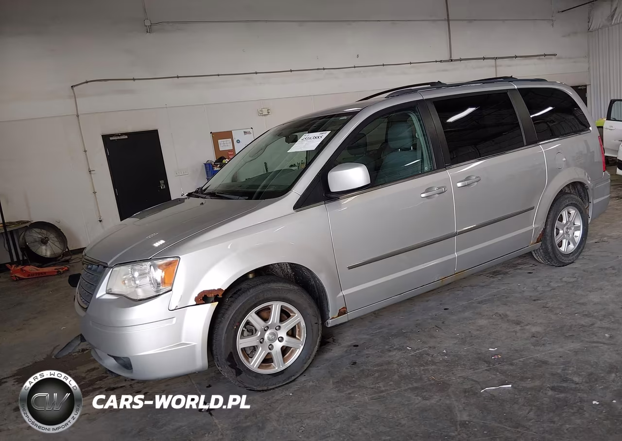 2010 Chrysler Town & Country Touring VIN:2A4RR5D15AR494595 - 2