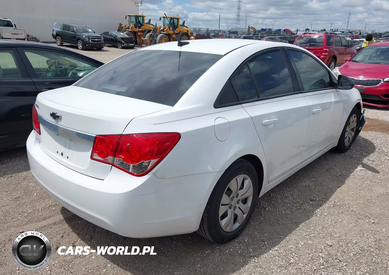 2014 Chevrolet Cruze Ls Auto VIN:1G1PA5SH4E7171482 - 4