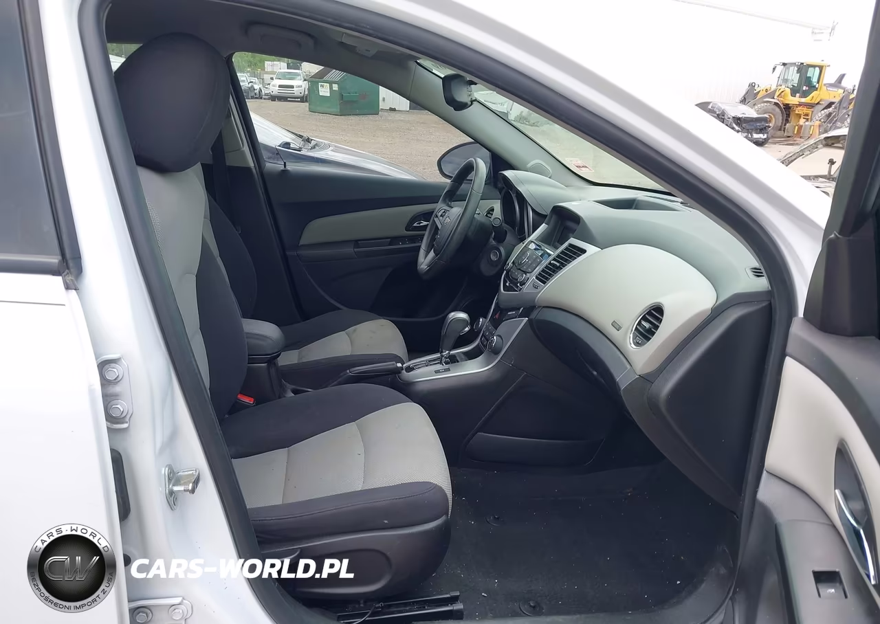 2014 Chevrolet Cruze Ls Auto VIN:1G1PA5SH4E7171482 - 5