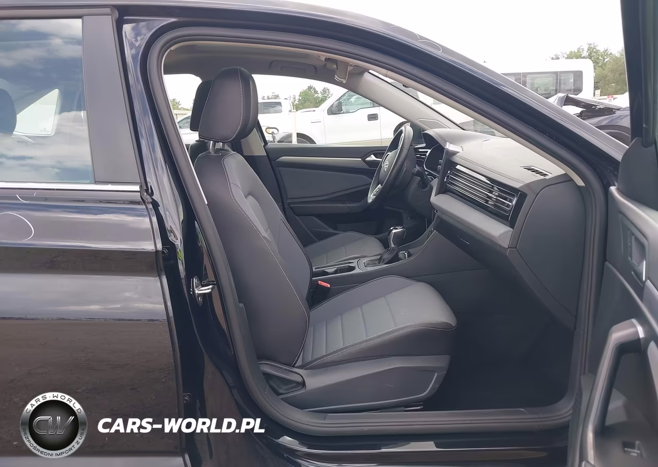 2025 Volkswagen Jetta 1.5T Se VIN:3VW7X7BU9SM042988 - 5