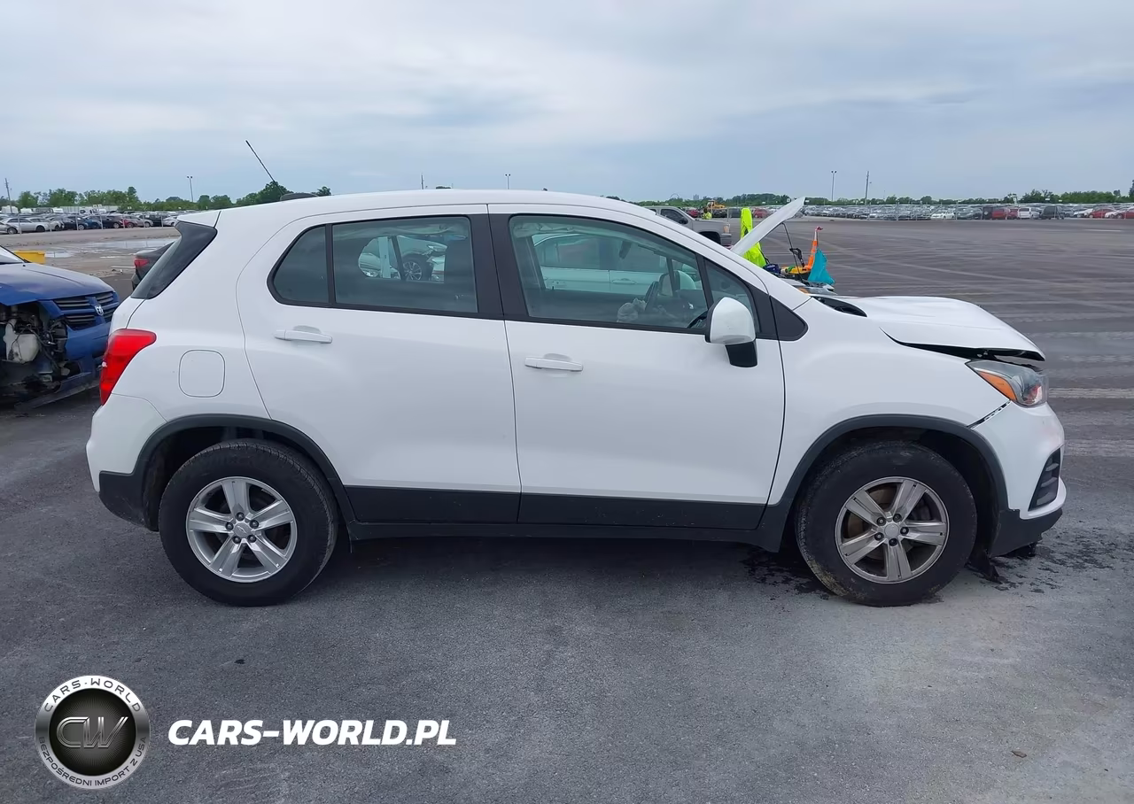 2019 Chevrolet Trax Ls VIN:3GNCJKSB1KL323409 - 13