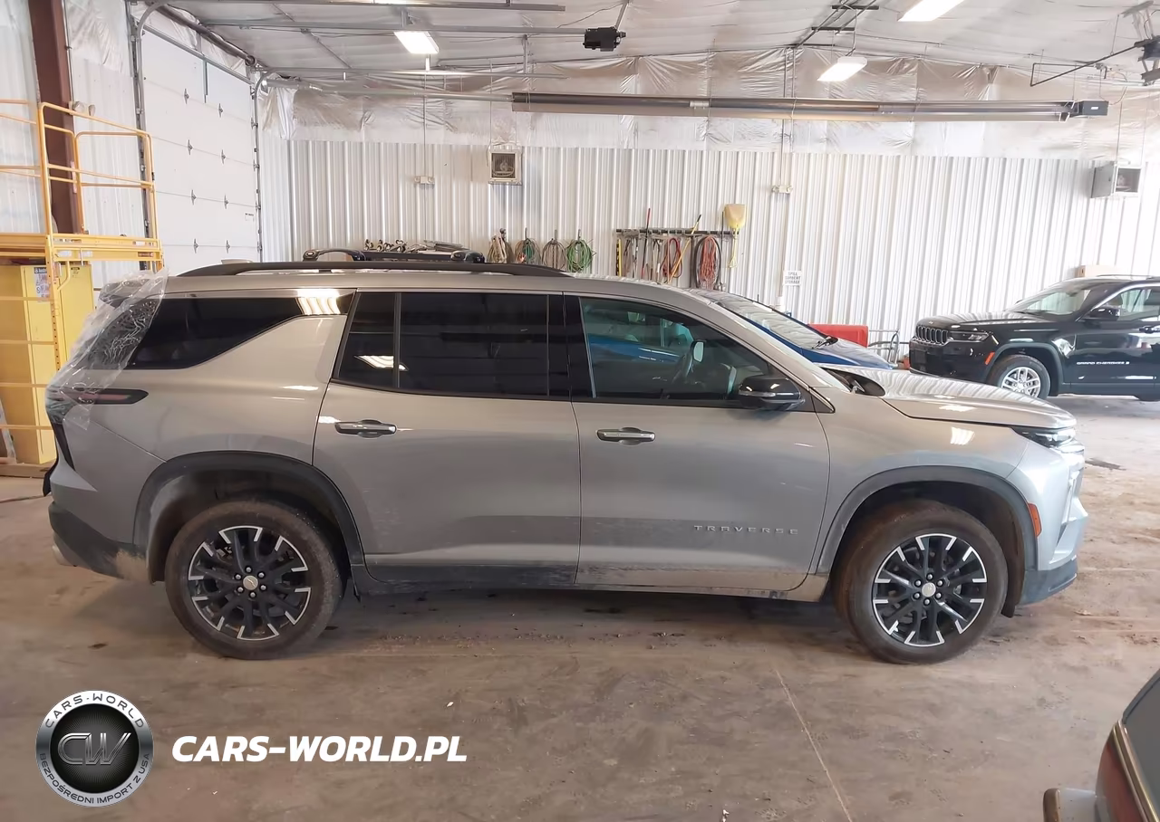 2025 Chevrolet Traverse Awd Lt VIN:1GNEVGRS4SJ168720 - 13