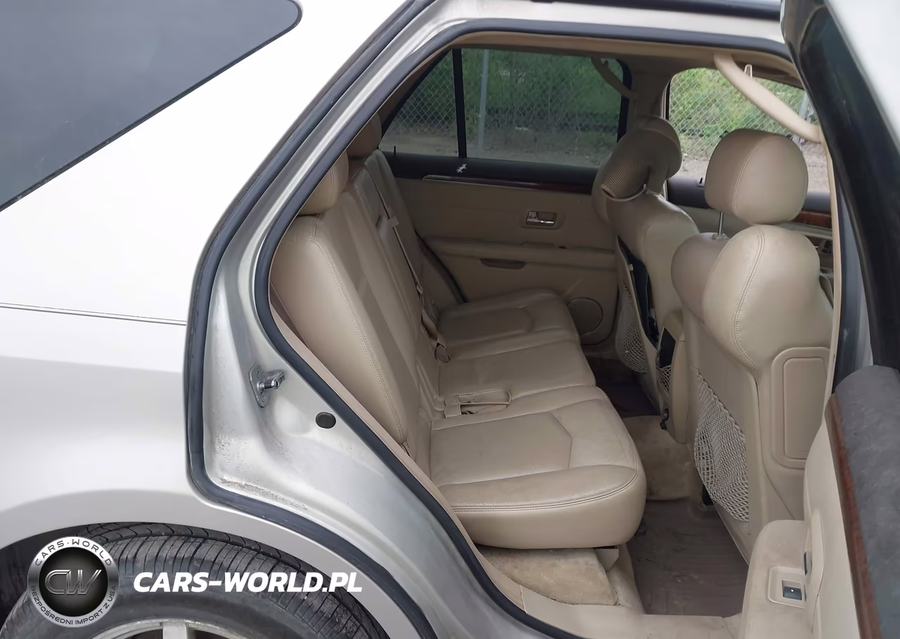 2007 Cadillac Srx V6 VIN:1GYEE637870173529 - 8