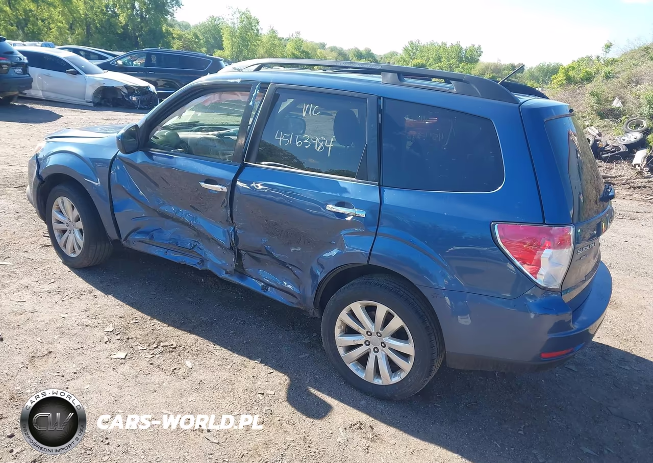 2012 Subaru Forester 2.5X Premium VIN:JF2SHADC5CH467871 - 3
