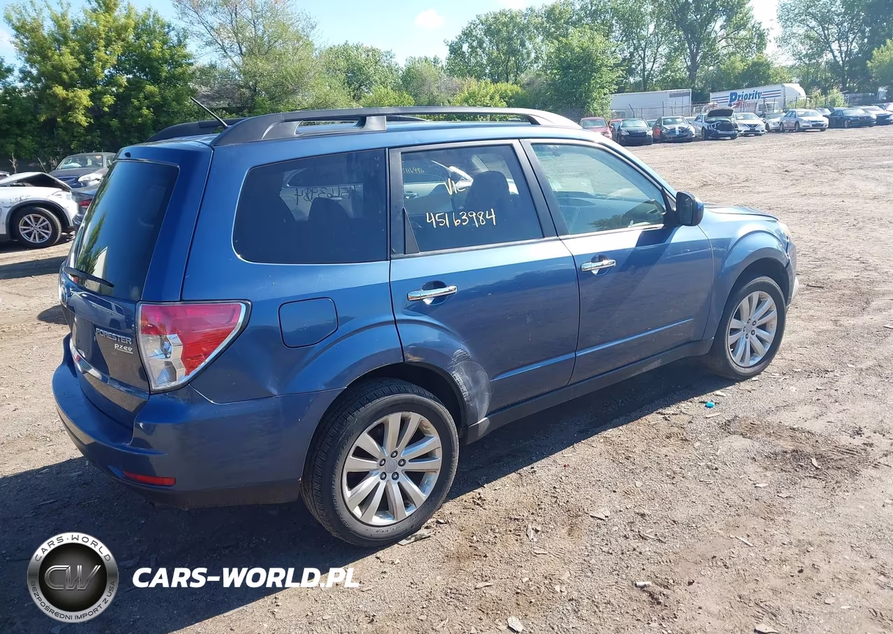 2012 Subaru Forester 2.5X Premium VIN:JF2SHADC5CH467871 - 4