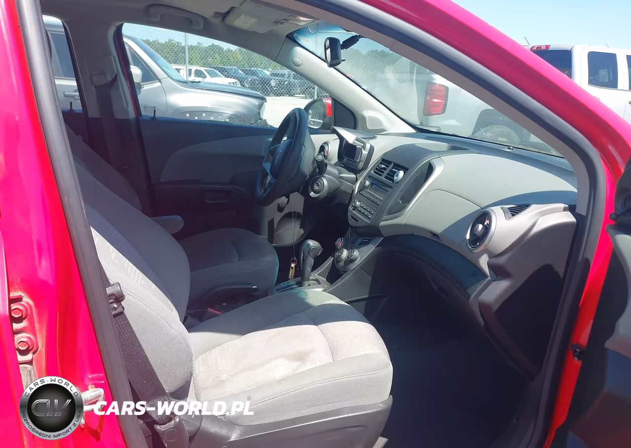 2015 Chevrolet Sonic Ls Auto VIN:1G1JA5SHXF4169826 - 5