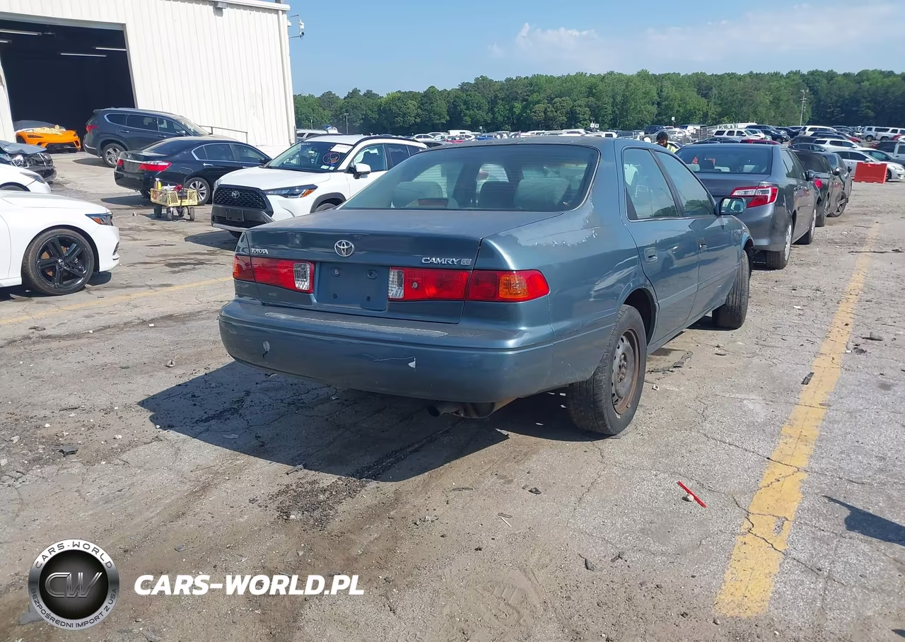 2000 Toyota Camry Le VIN:4T1BG22KXYU990198 - 4