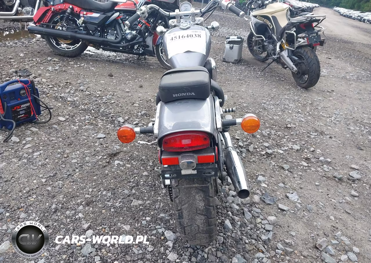 2004 Honda Vt600 Cd VIN:JH2PC21364M502172 - 6