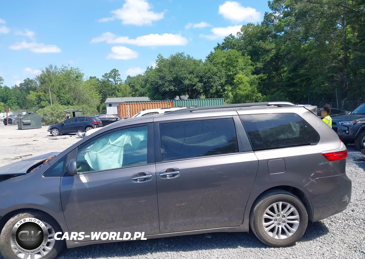 2016 Toyota Sienna Xle 8 Passenger VIN:5TDYK3DC9GS716650 - 14