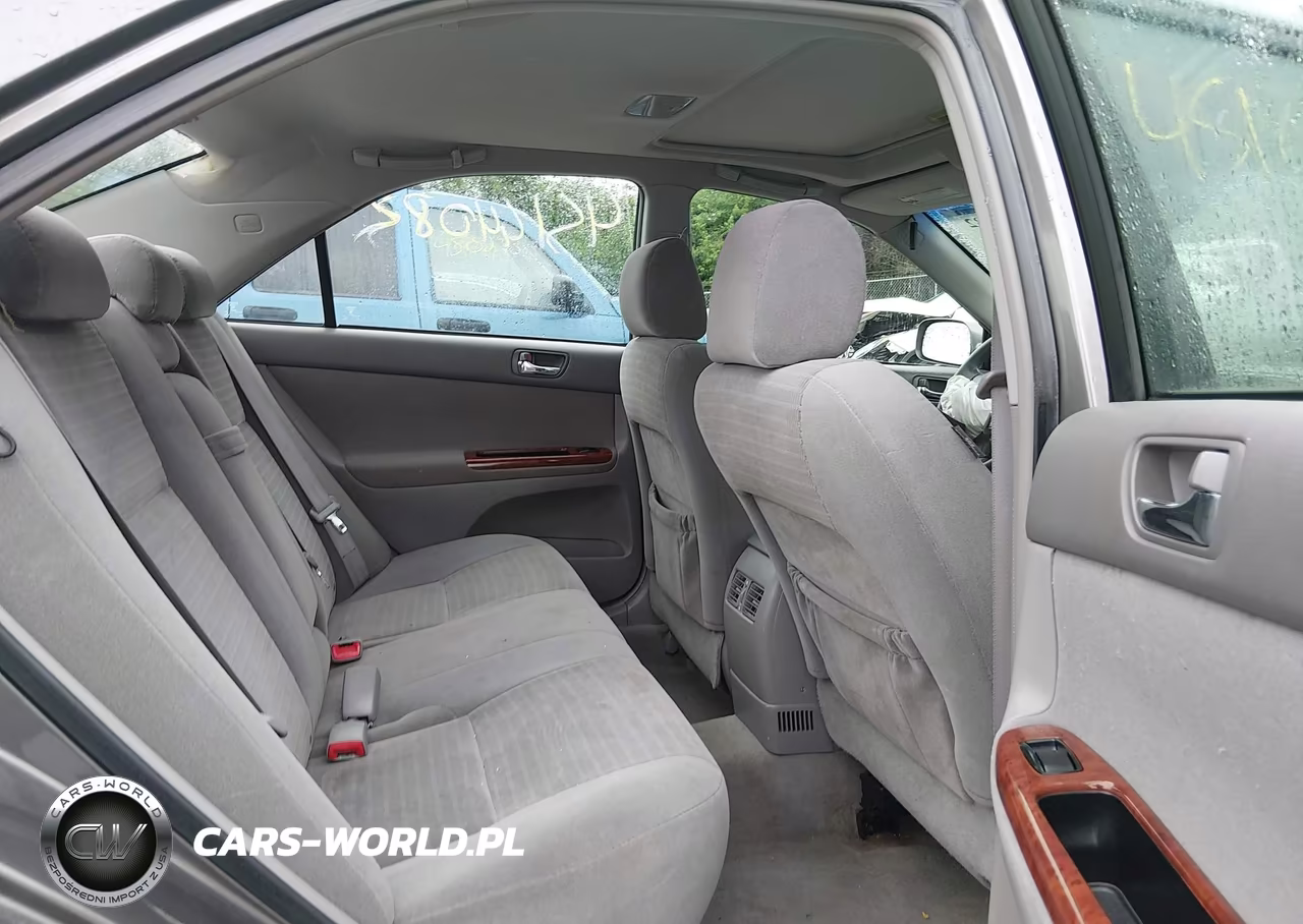 2005 Toyota Camry Xle VIN:4T1BE30K85U527566 - 8