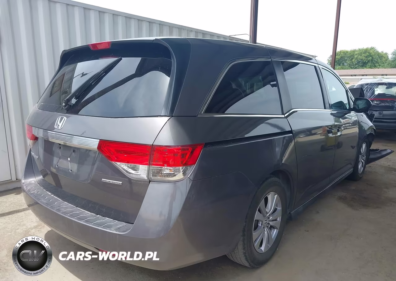 2016 Honda Odyssey Se VIN:5FNRL5H38GB031910 - 4