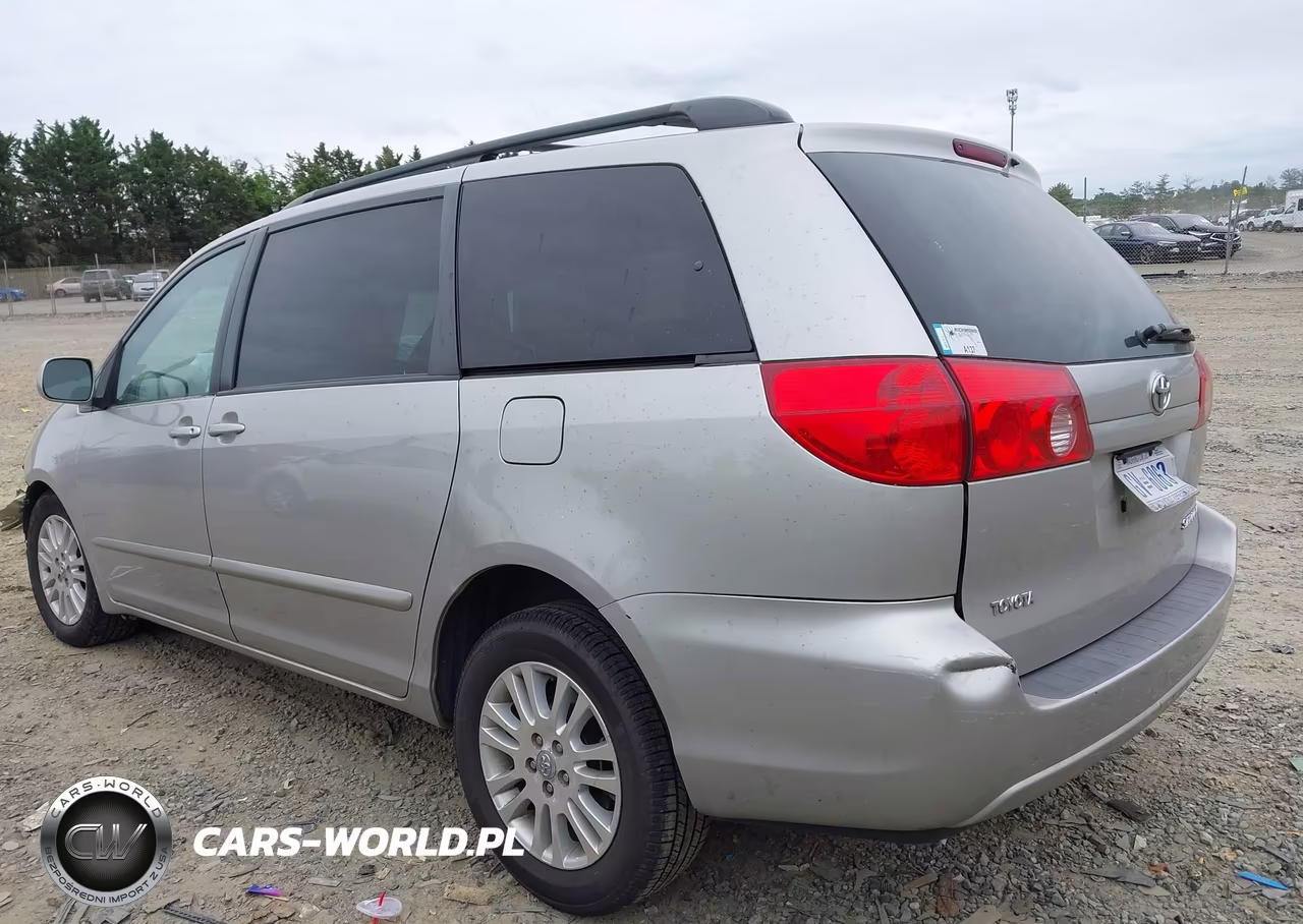 2010 Toyota Sienna Xle VIN:5TDYK4CC4AS302593 - 3