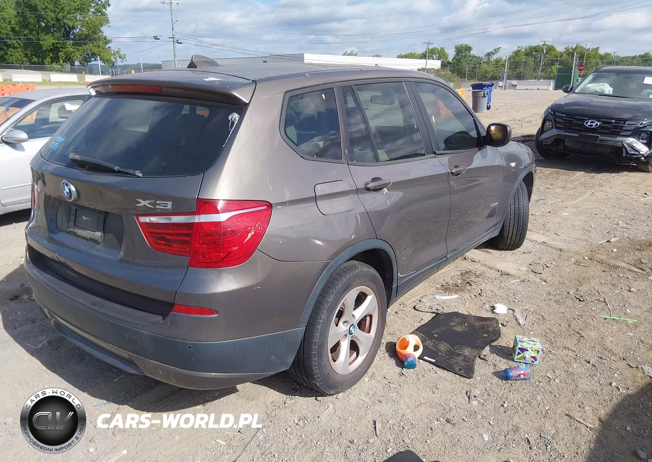 2011 BMW X3 xDrive28I VIN:5UXWX5C59BL709715 - 4