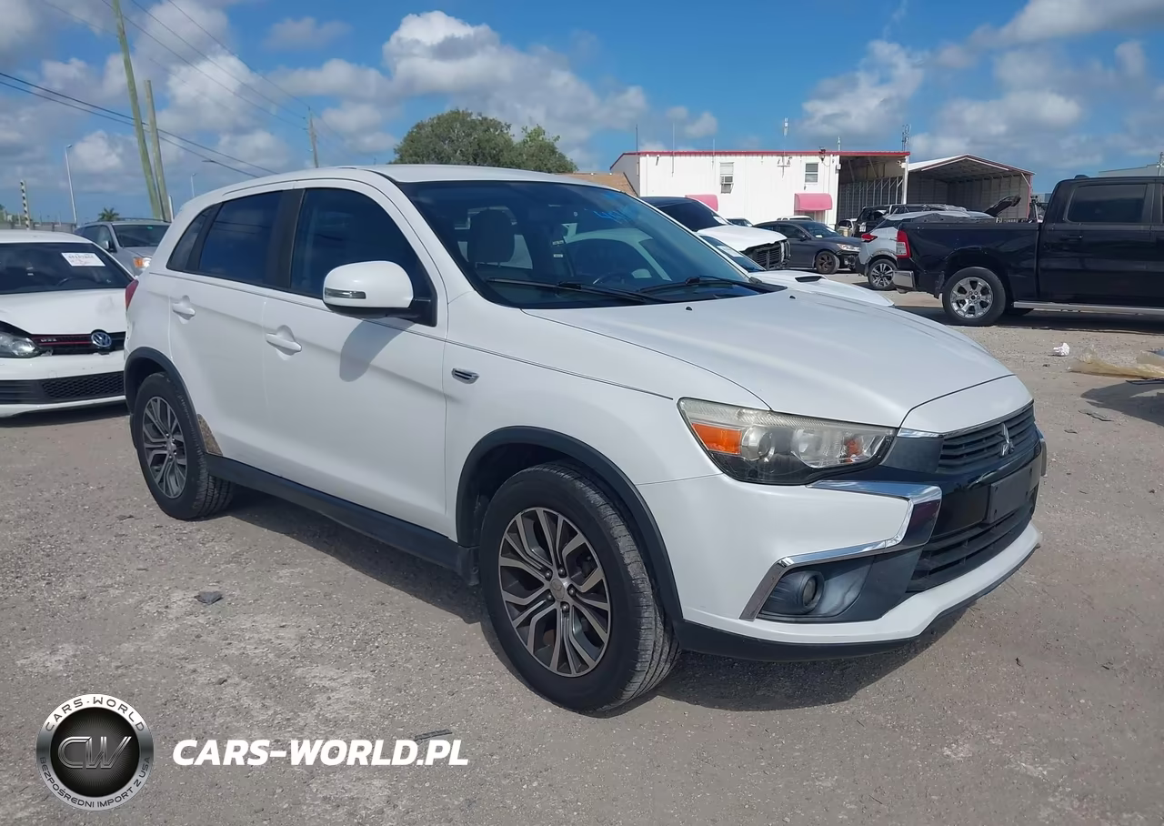 2017 Mitsubishi Outlander Sport 2.0 Es – zdjęcie 1 z 12