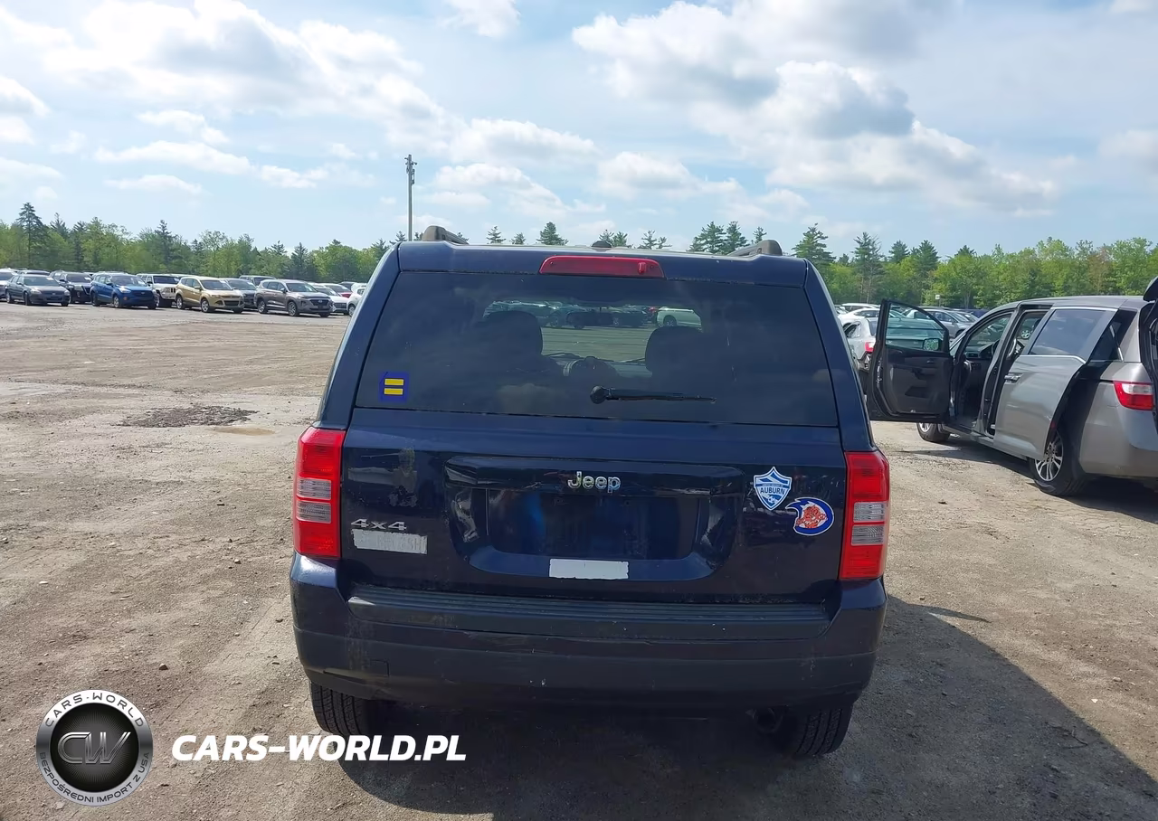 2017 Jeep Patriot Sport 4X4 VIN:1C4NJRBB9HD105632 - 16