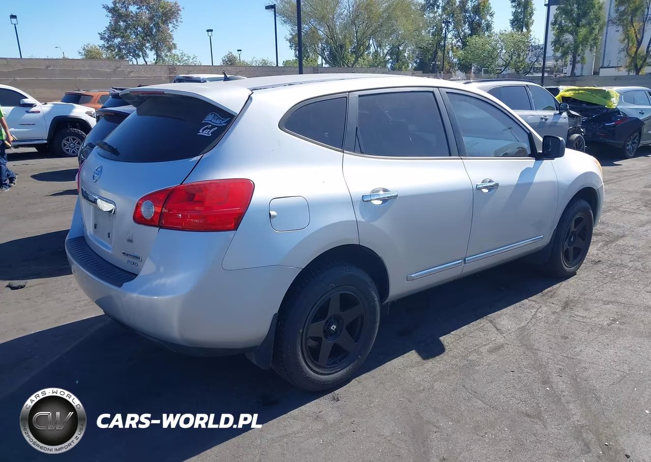 2012 Nissan Rogue S VIN:JN8AS5MV8CW354324 - 4