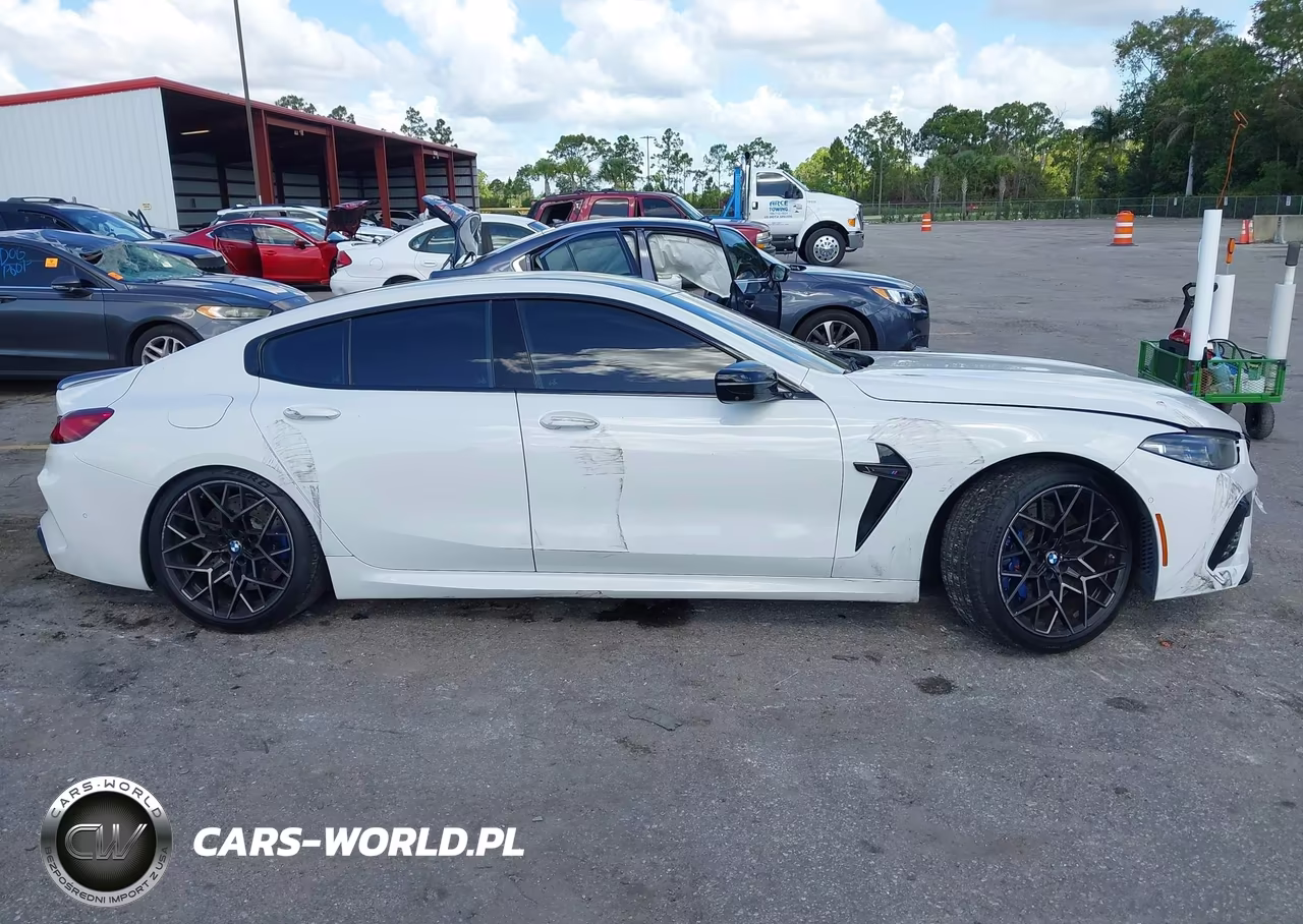 2022 BMW M8 Gran Coupe Competition VIN:WBSGV0C02NCH21725 - 14