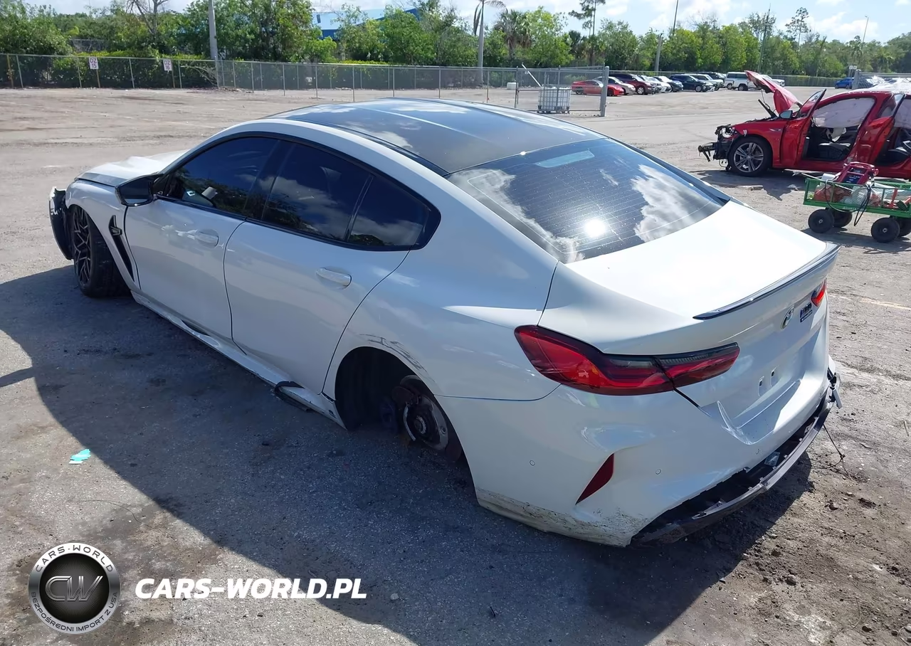 2022 BMW M8 Gran Coupe Competition VIN:WBSGV0C02NCH21725 - 3