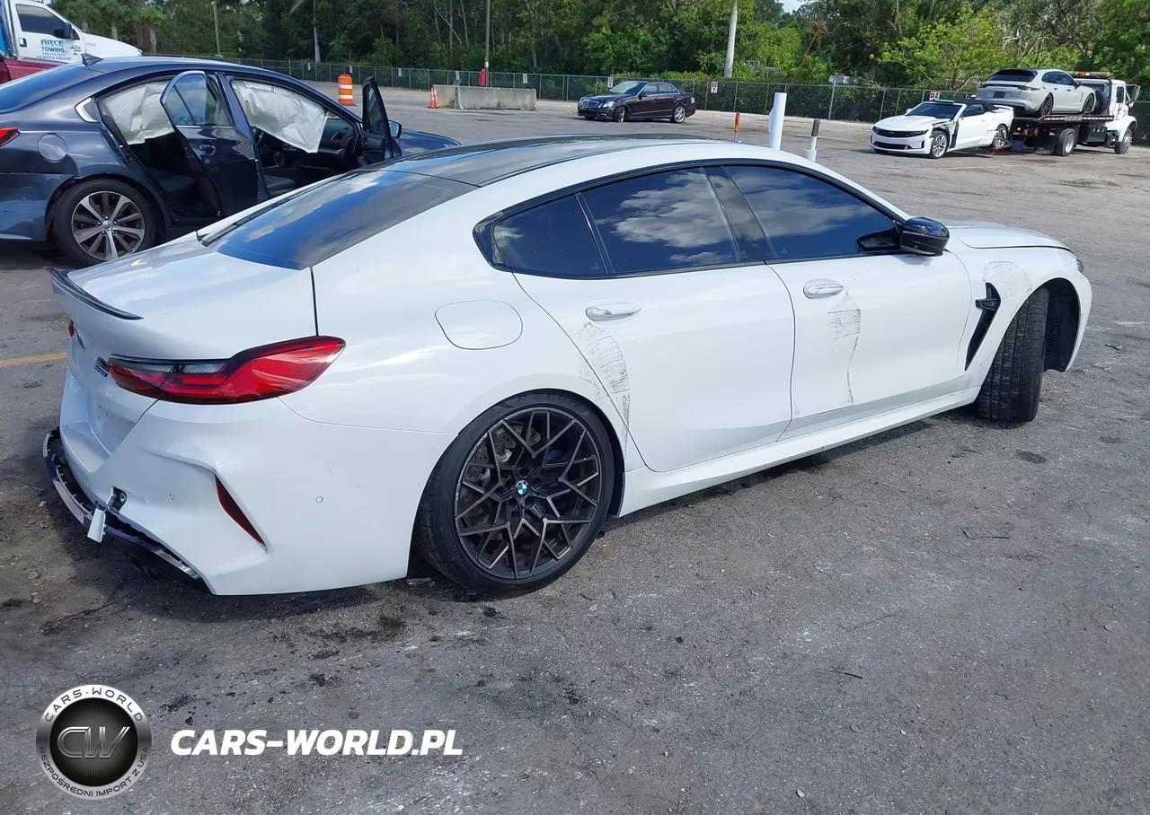 2022 BMW M8 Gran Coupe Competition VIN:WBSGV0C02NCH21725 - 4