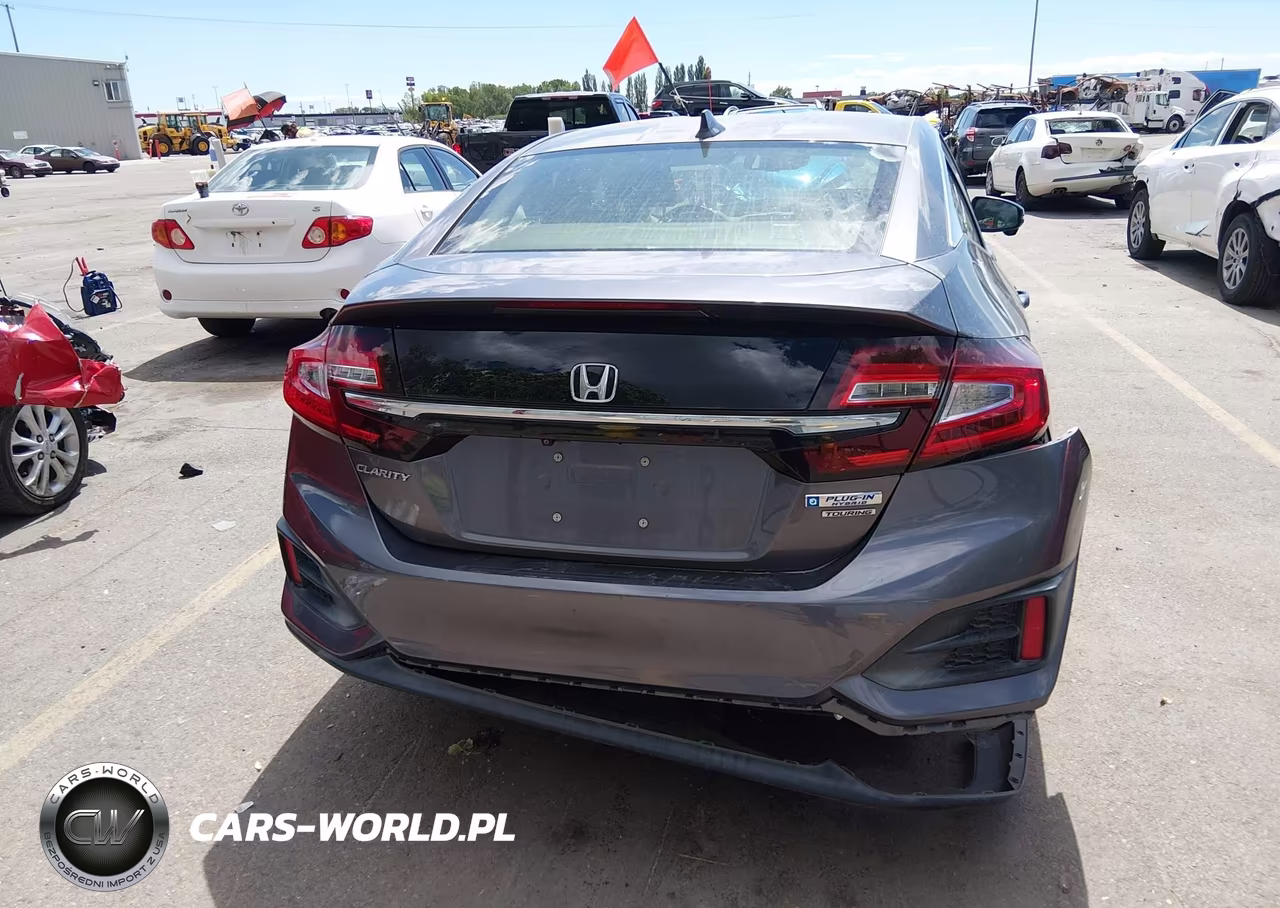 2018 Honda Clarity Plug-In Hybrid Touring VIN:JHMZC5F34JC004516 - 17