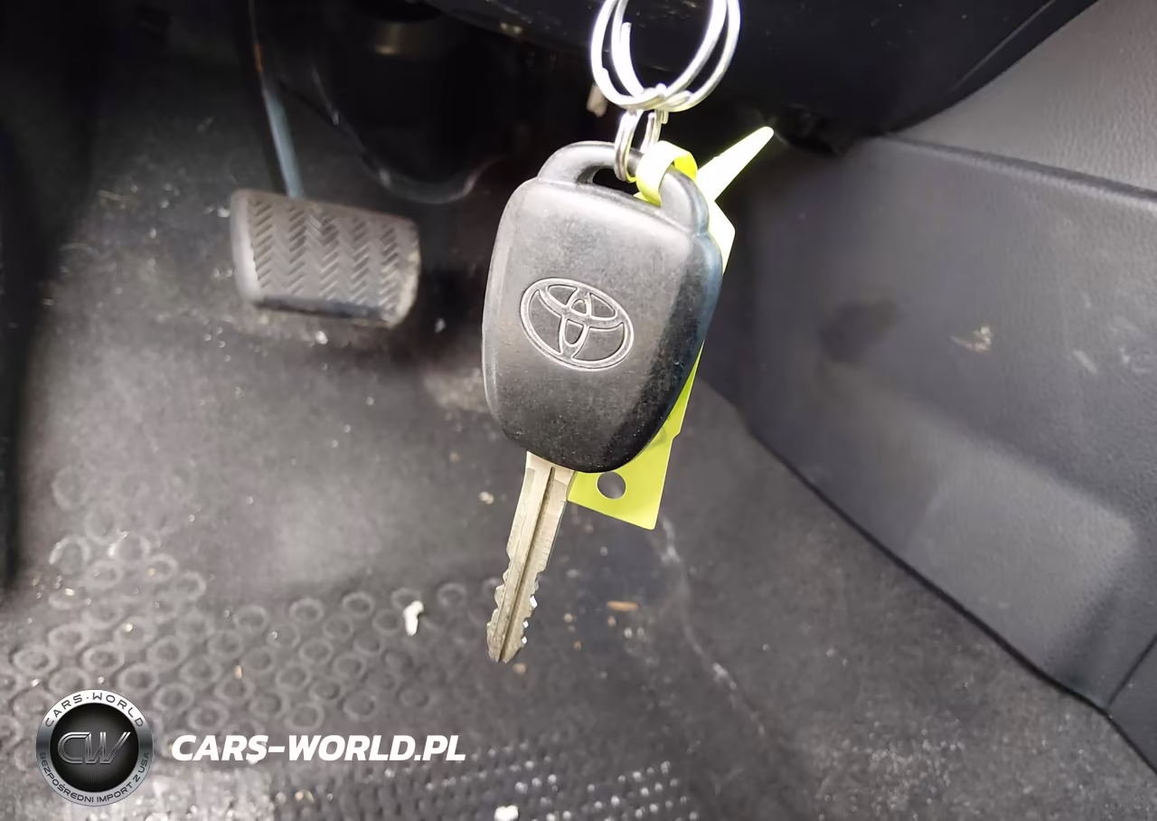2018 Toyota Corolla Se VIN:2T1BURHE8JC073724 - 11