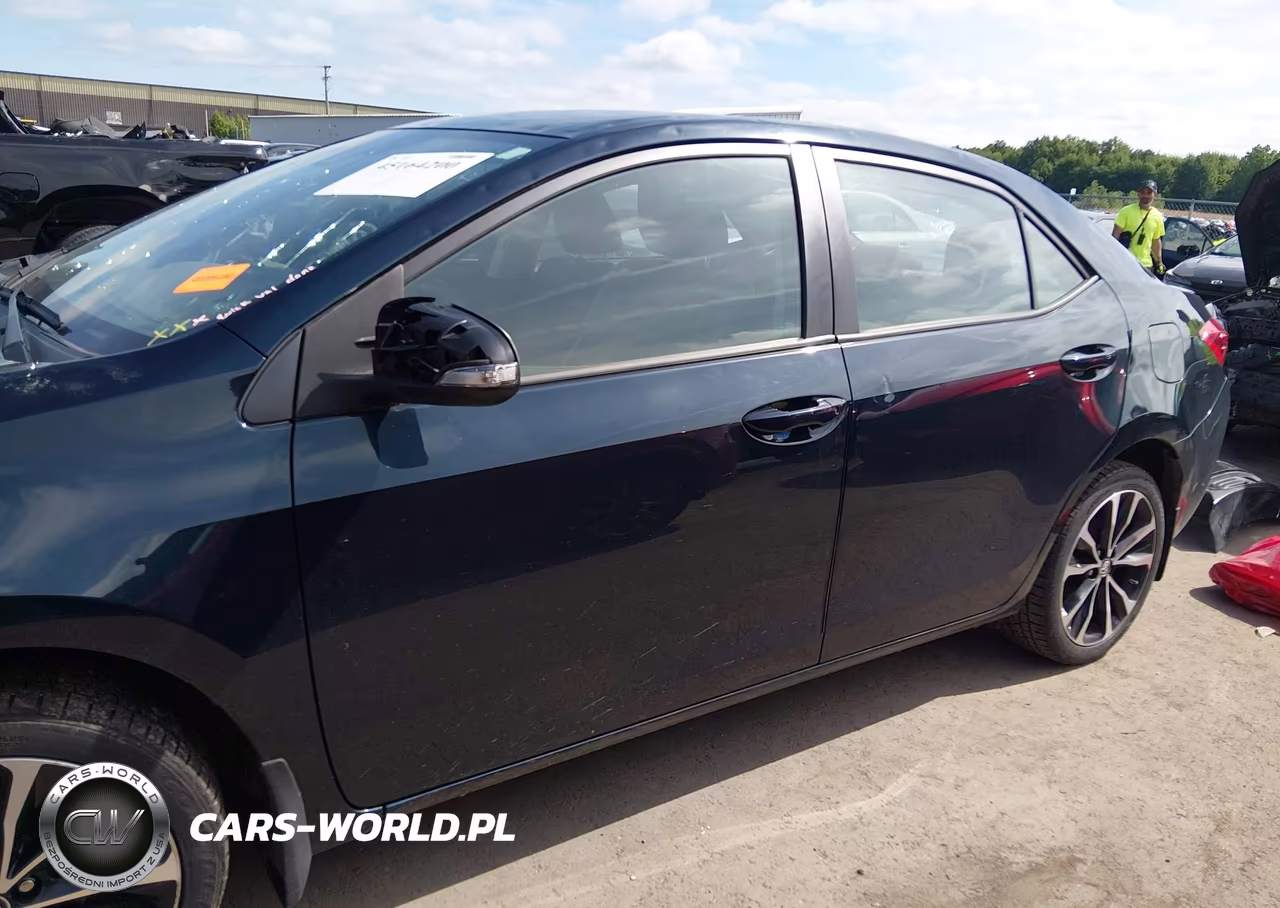 2018 Toyota Corolla Se VIN:2T1BURHE8JC073724 - 14