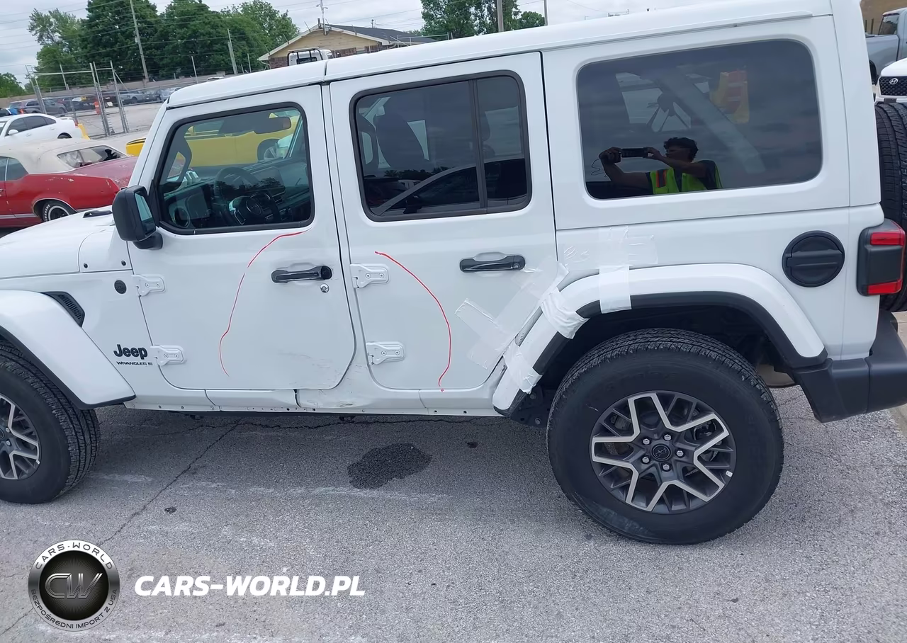 2026 Jeep Wrangler Sahara 4X4 VIN:1C4PJXEN7TW184976 - 14