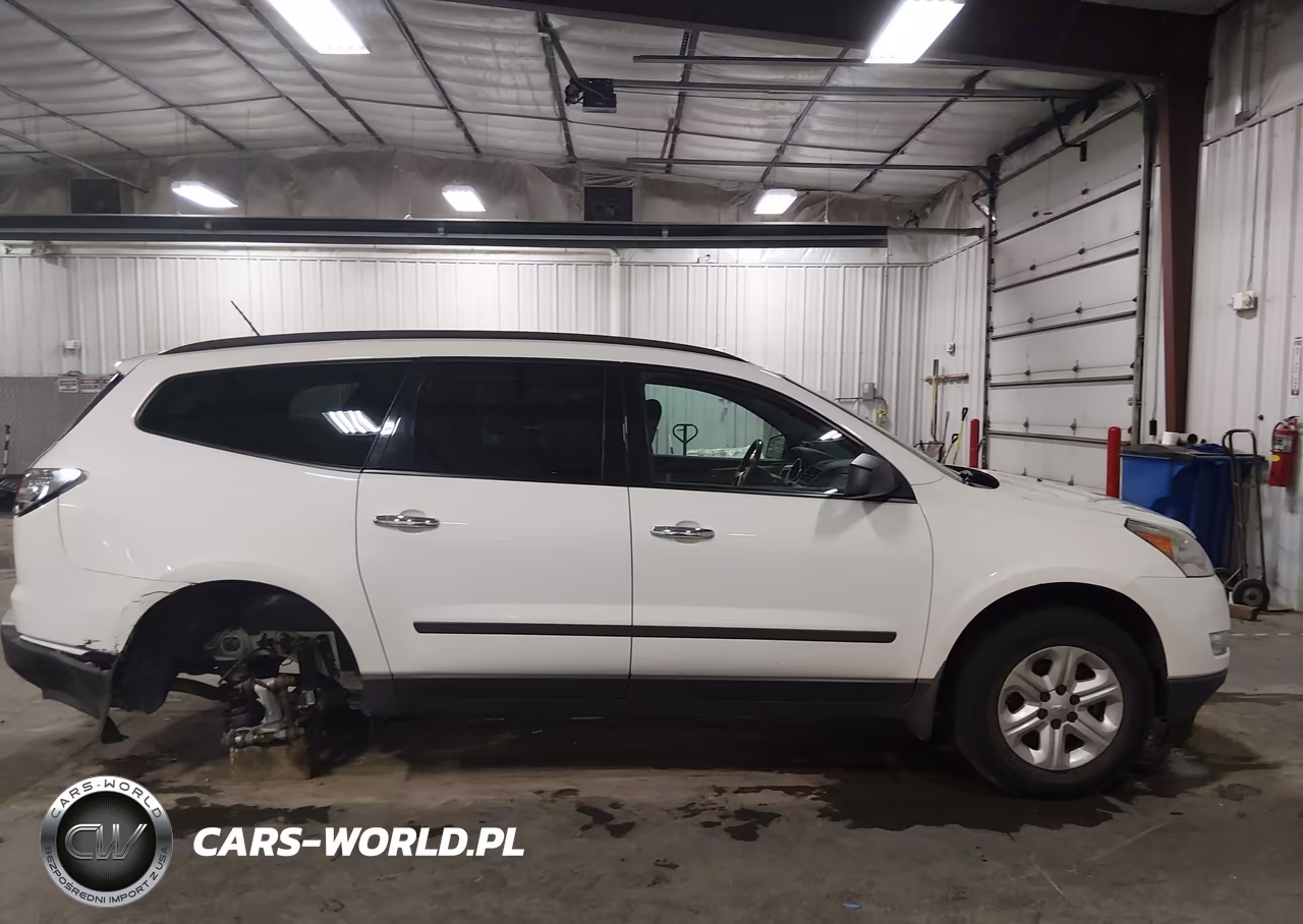 2012 Chevrolet Traverse Ls VIN:1GNKRFEDXCJ318579 - 14