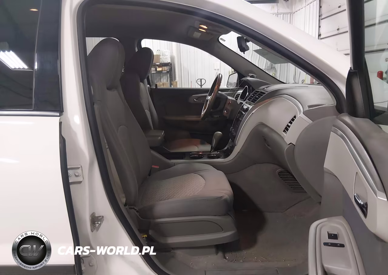 2012 Chevrolet Traverse Ls VIN:1GNKRFEDXCJ318579 - 5