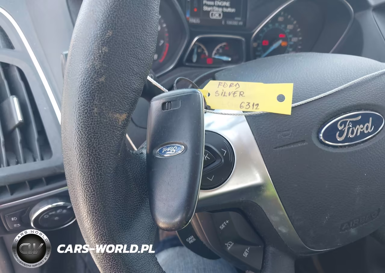2014 Ford Focus Titanium VIN:1FADP3J20EL310272 - 11