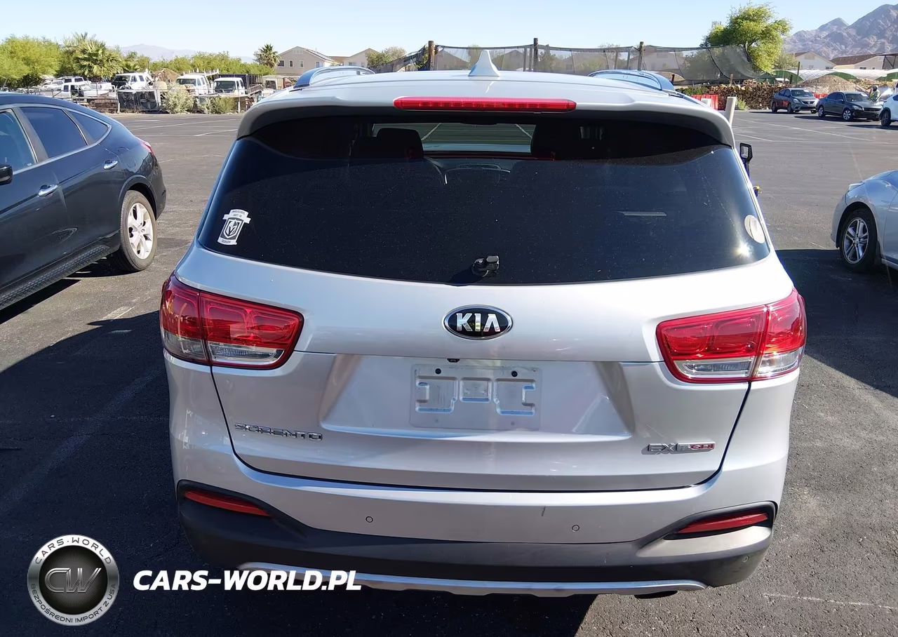2016 Kia Sorento 2.0T Ex VIN:5XYPH4A12GG056578 - 16