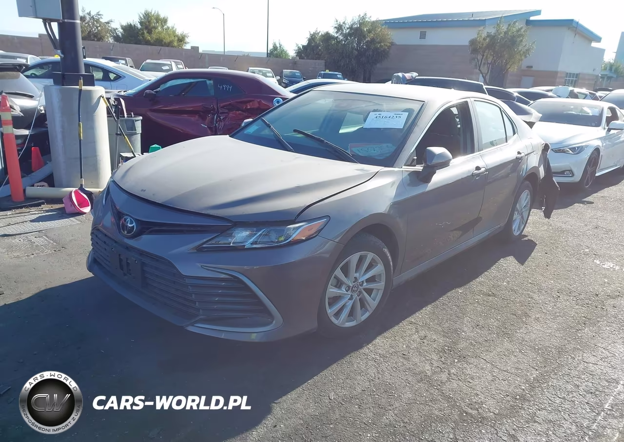 2024 Toyota Camry Le VIN:4T1C11AK7RU842786 - 2
