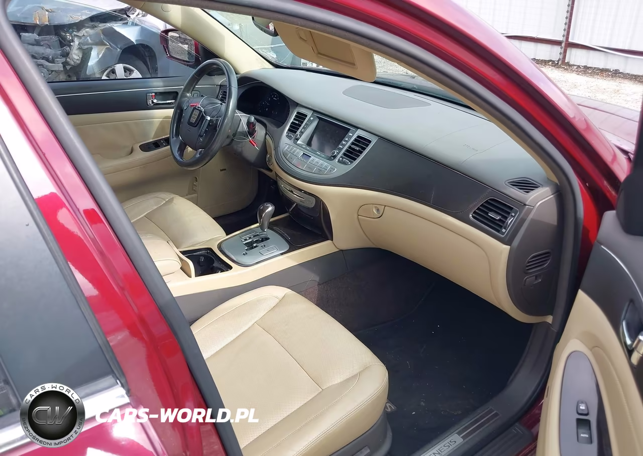 2011 Hyundai Genesis 3.8 VIN:KMHGC4DE5BU126574 - 5