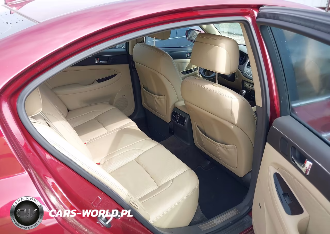 2011 Hyundai Genesis 3.8 VIN:KMHGC4DE5BU126574 - 8
